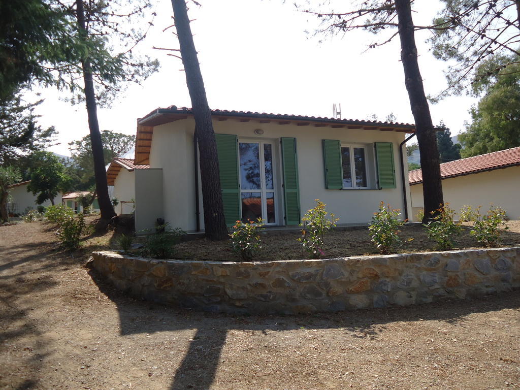 Villaggio Le Venelle ริโอมารินา ภายนอก รูปภาพ