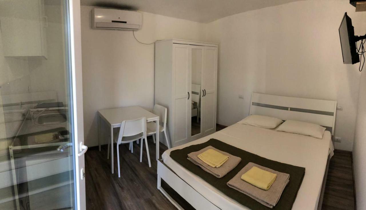 Villaggio Le Venelle ริโอมารินา ภายนอก รูปภาพ